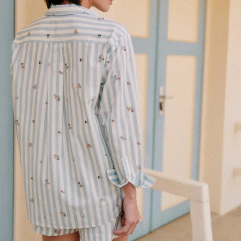 Sezane Maxy Shirt in Flowers on Blue Stripes size 44 - Picture 4 of 10